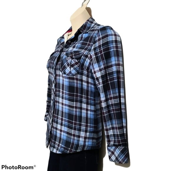 Lady Hathaway Plaid Button Down Flannel Sweater * - Picture 3 of 10